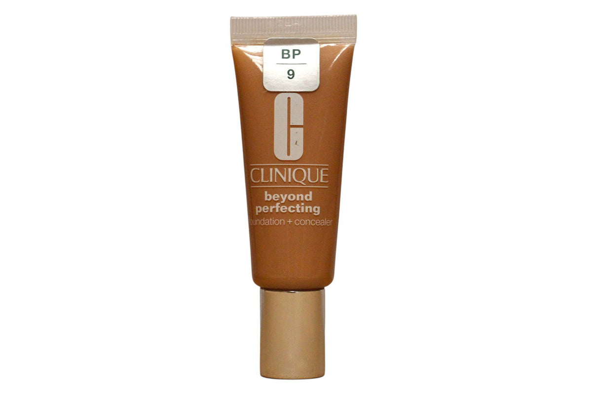 Clinique, Beyond Perfecting, Parabenfrei, Mattes Finish, Flüssige Grundierung & Concealer 2-in-1, BP9, Neutral, 10 ml *Tester - Beautyleader